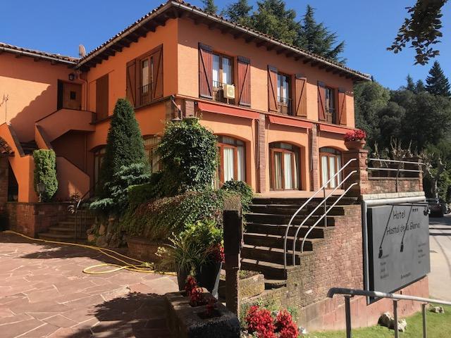 Hostal De La Gloria Viladrau Exterior photo